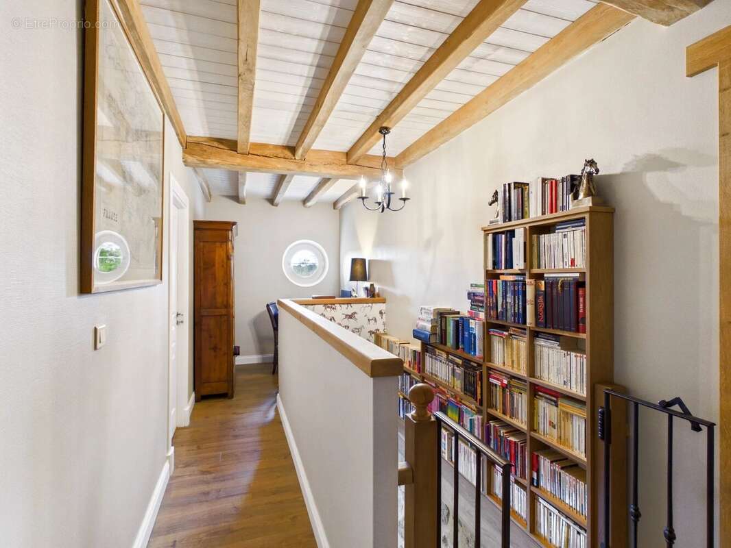Maison à PIEGUT-PLUVIERS