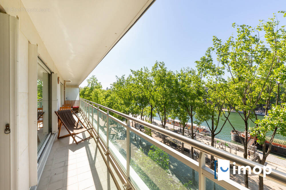 Appartement à PARIS-19E