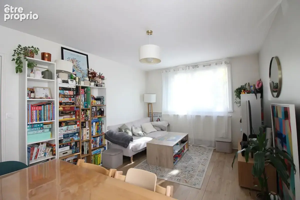 Appartement 3 pièces 58 m² à vendre à Saint-Maur-Des-Fosses (94100) - photo 2