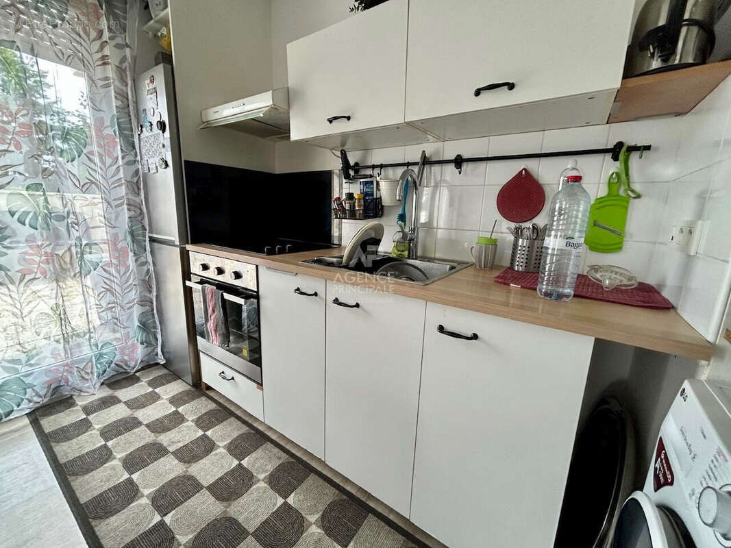 Appartement Carrieres Sous Poissy 3 pièce(s) 55 .72 m2 - photo 3
