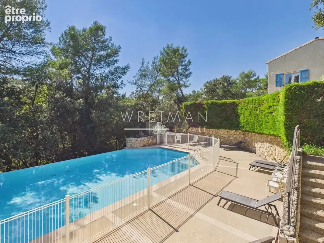 Villa dans un Domaine avec Piscine - photo 2