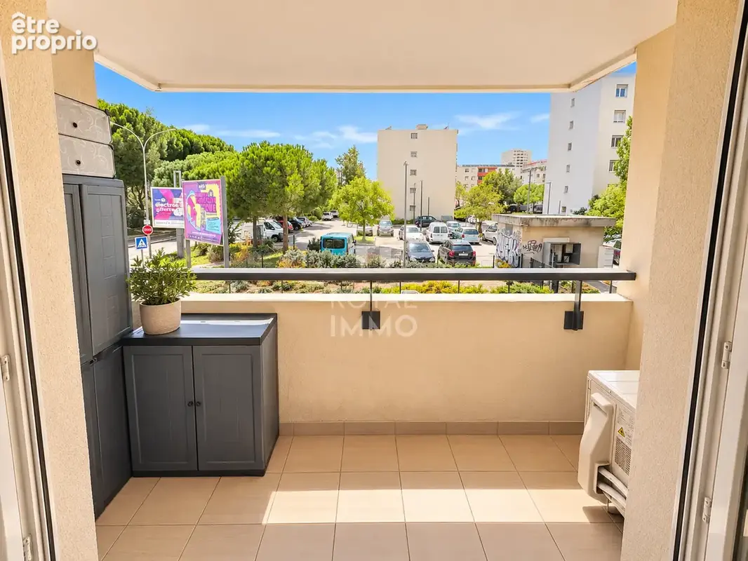 La seyne-sur-mer   t2 avec terrasse & grand stationnement en sous-sol - photo 8