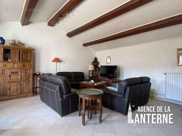 Maison 161 m² à Saint-Pierre-D'oleron  - photo 6