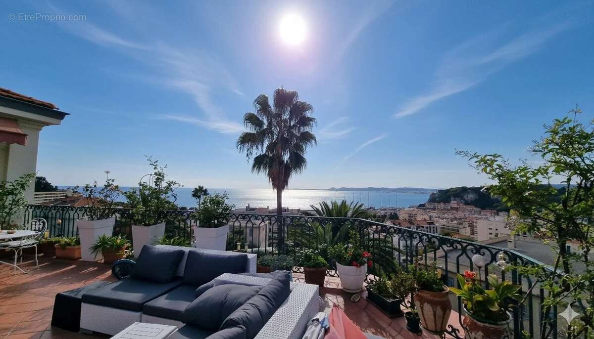 Appartement à NICE