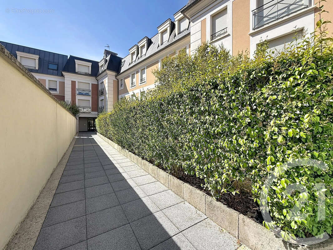 Appartement 54 m² à Avon  - photo 18