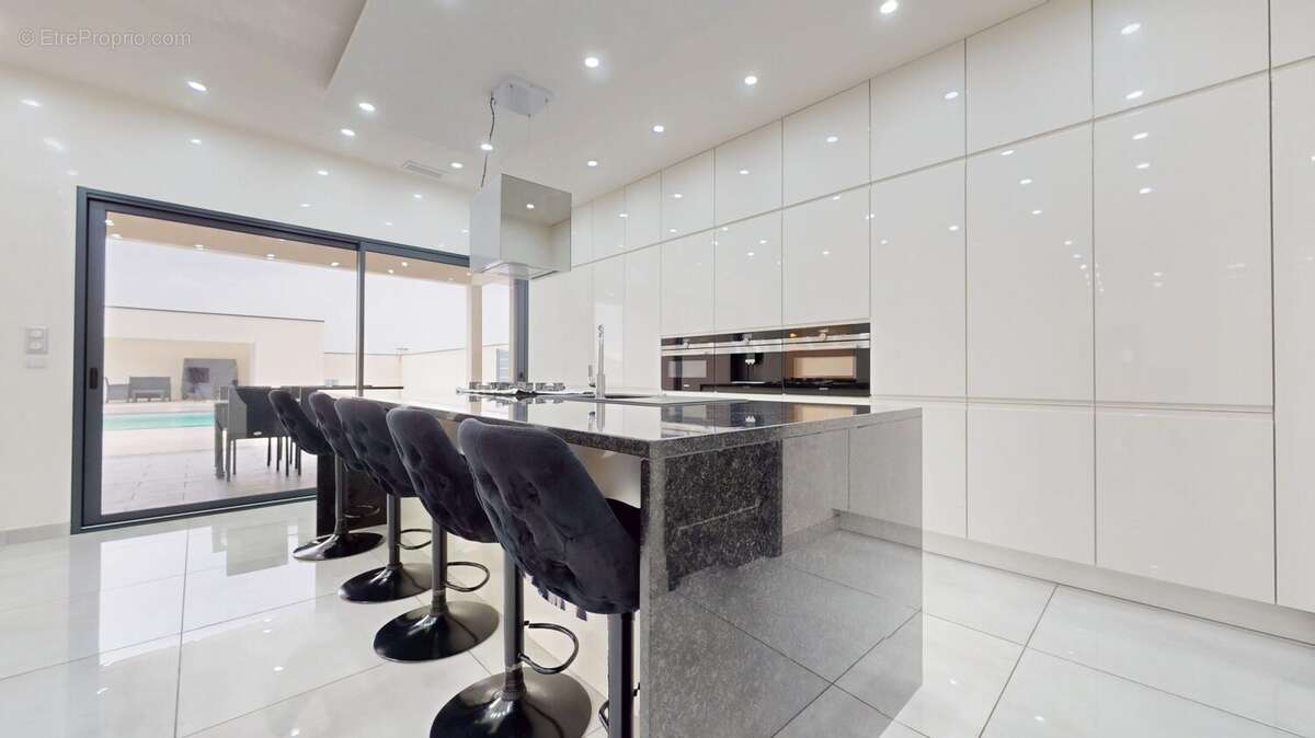 Cuisine - Maison à BERGERAC