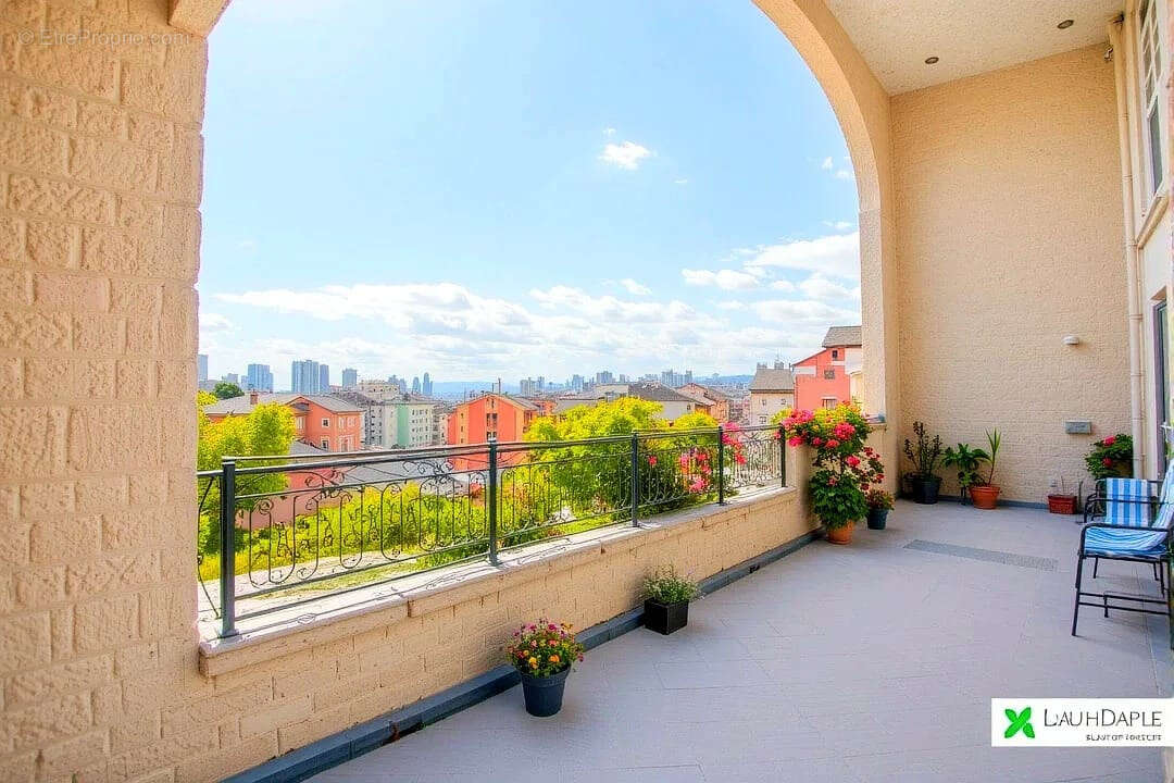 Appartement à COURBEVOIE