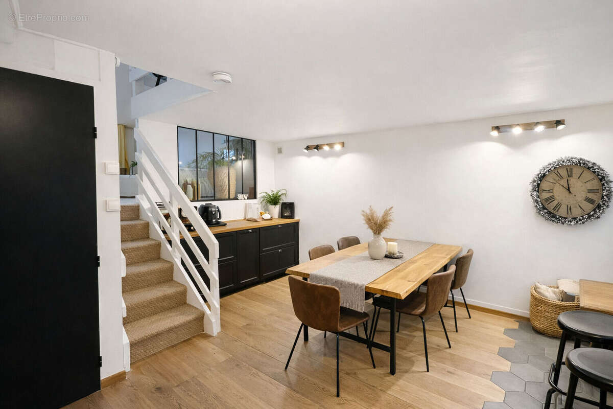 Appartement à TORCY