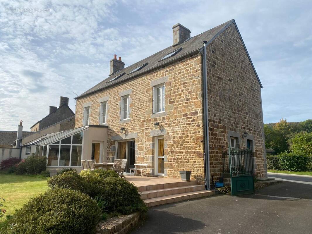 Photo 1 - Maison à CERISY-BELLE-ETOILE