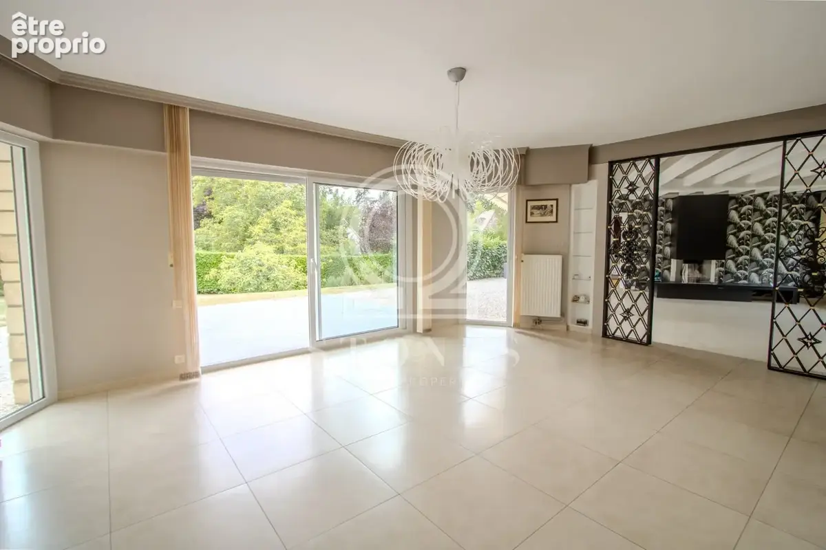 Maison 6 pièces 219 m² à vendre à Crespieres (78121) - photo 4