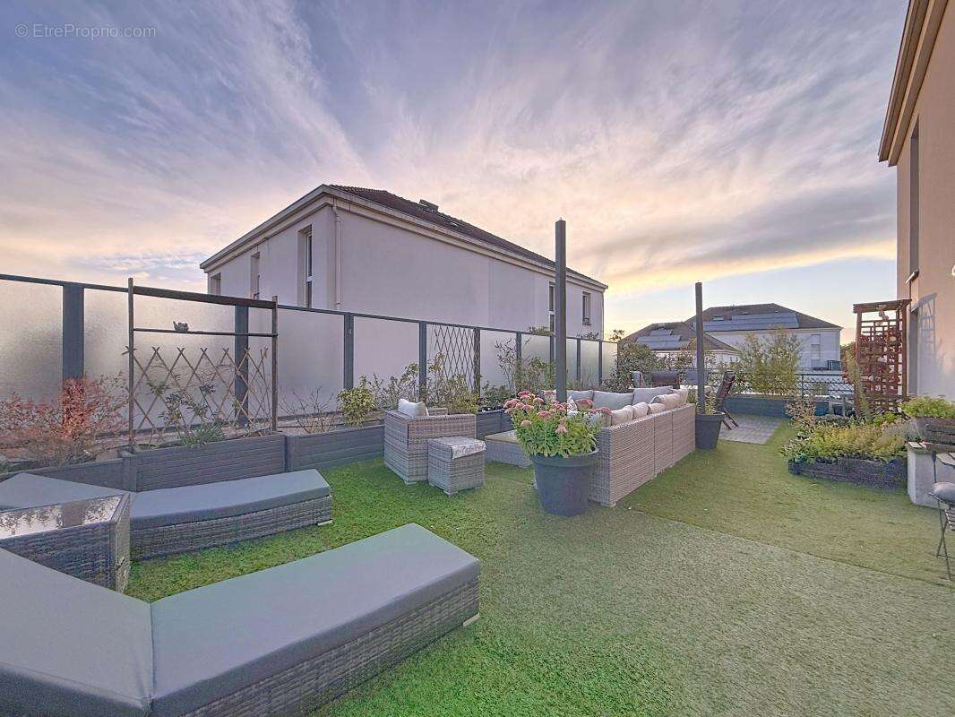 Appartement à MONTIGNY-LE-BRETONNEUX