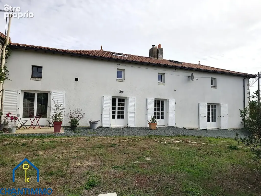Photo Maison à Chantonnay au prix de 262 500€