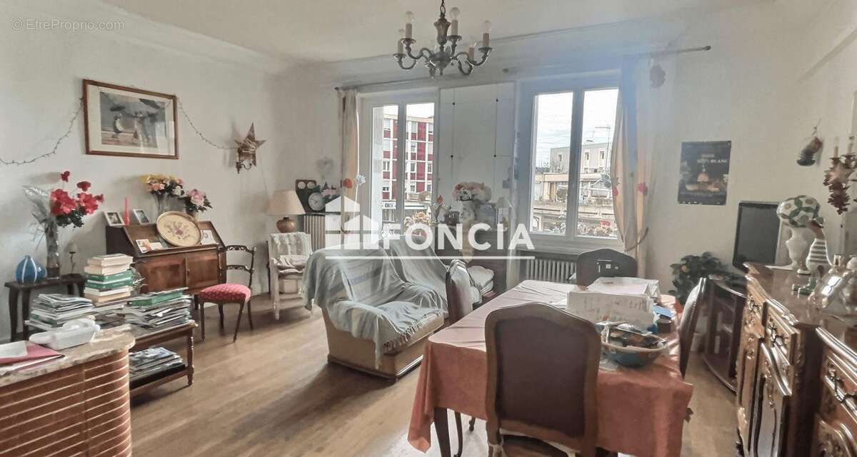 Appartement à FIRMINY