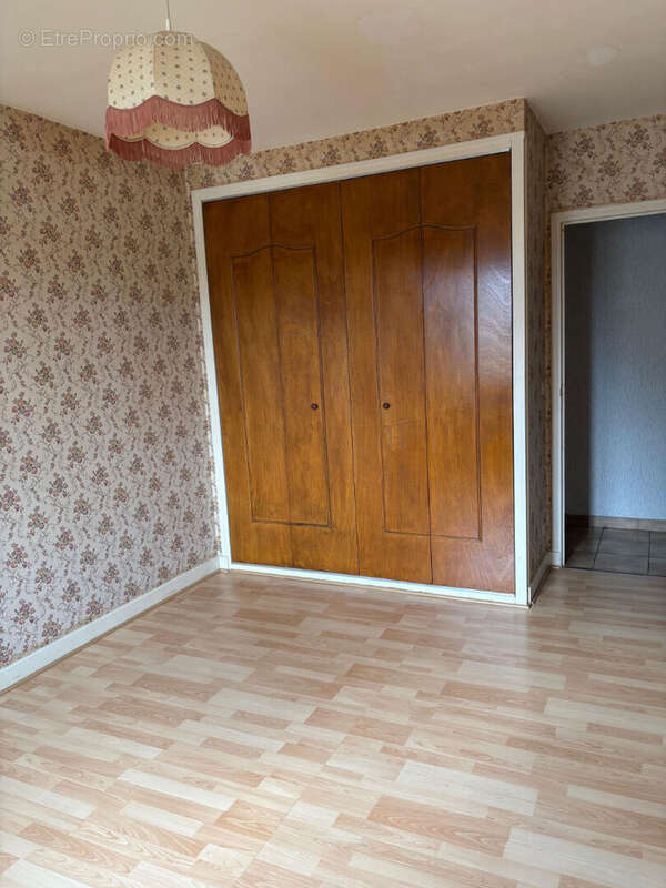 Maison à YZEURE