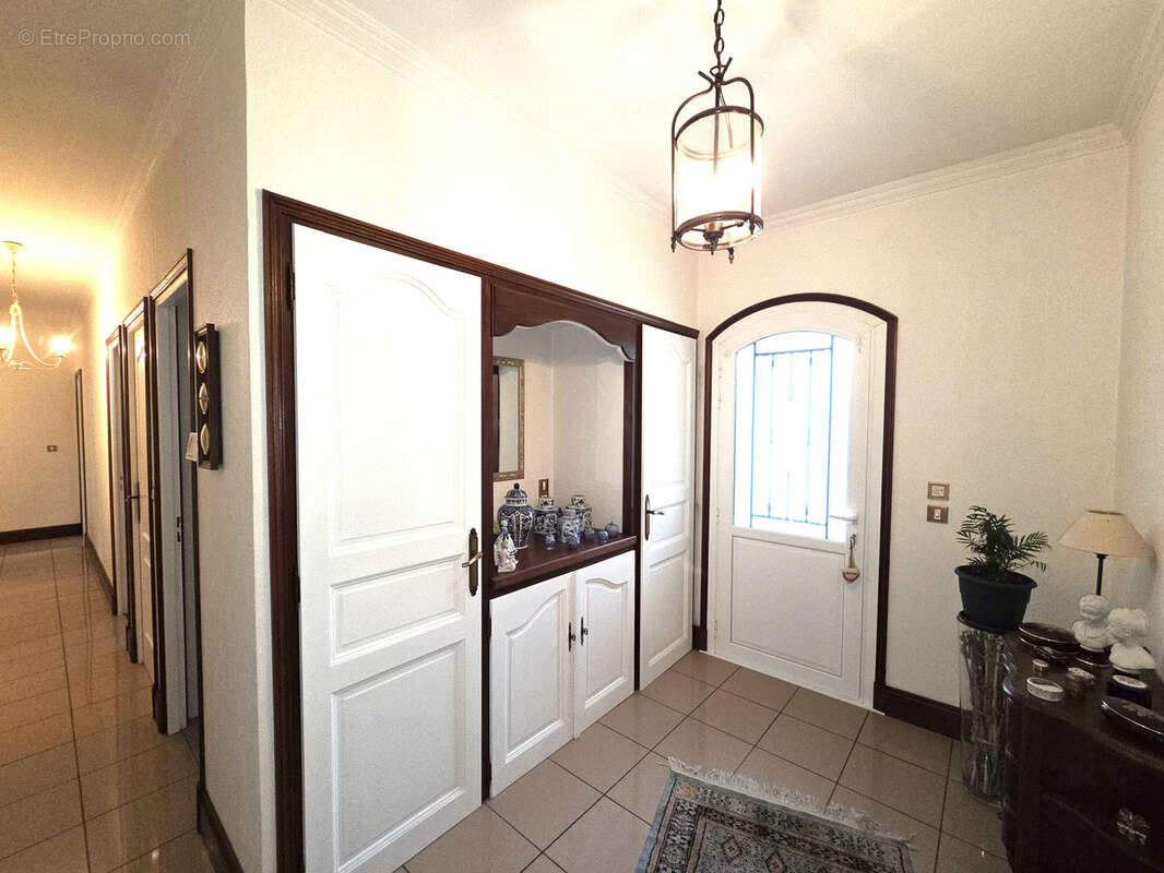 Maison à LA COURONNE