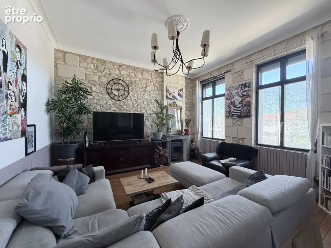 Maison de maître avec piscine en excellent état - photo 3
