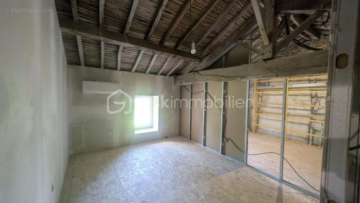 Maison à LE BEUGNON