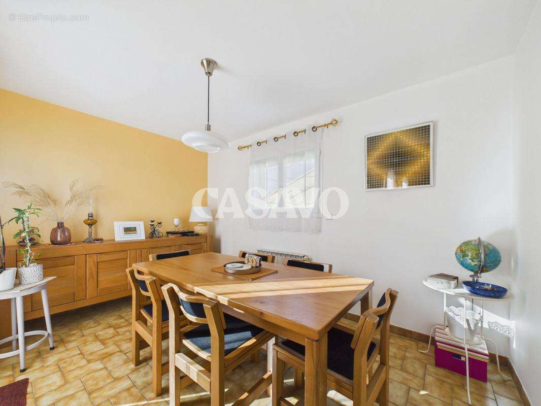 Maison à BOUGUENAIS