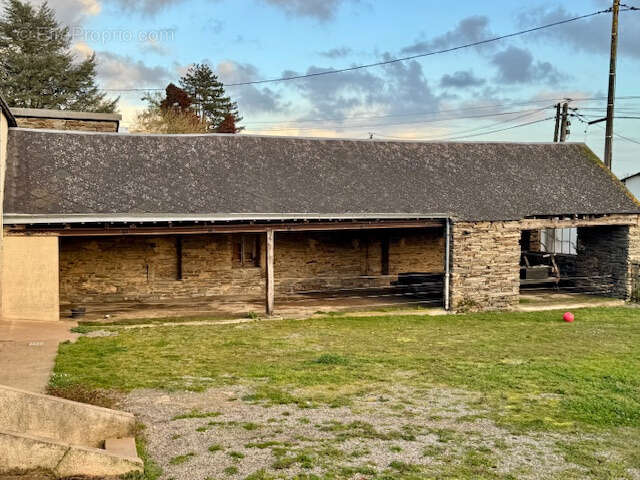 Maison à MARSAC-SUR-DON