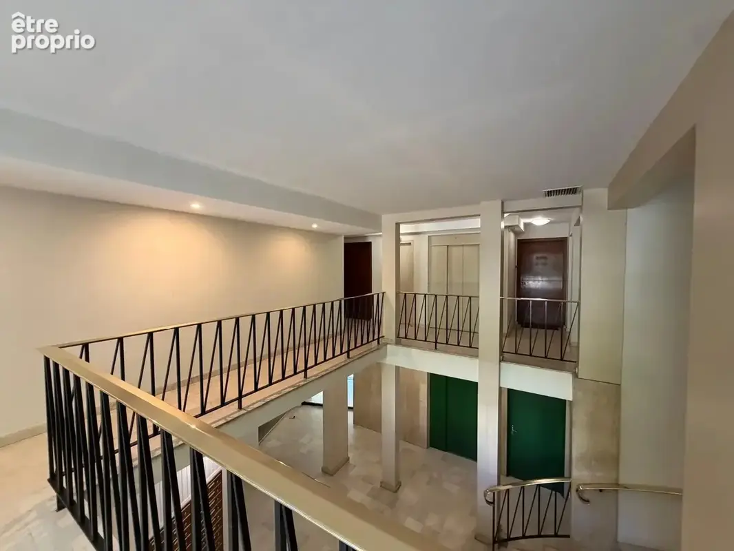 75014 paris -  studio 31 m² avec balcon sud-est et vue dégagée - alésia - photo 9