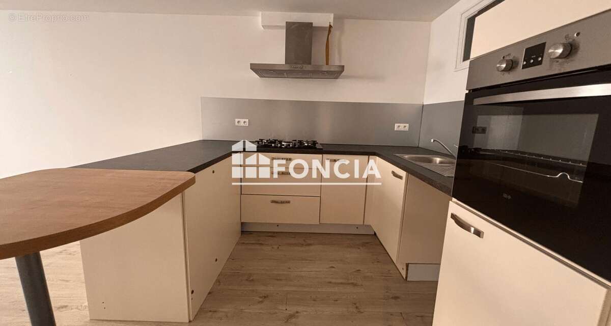 Maison à TONNAY-CHARENTE