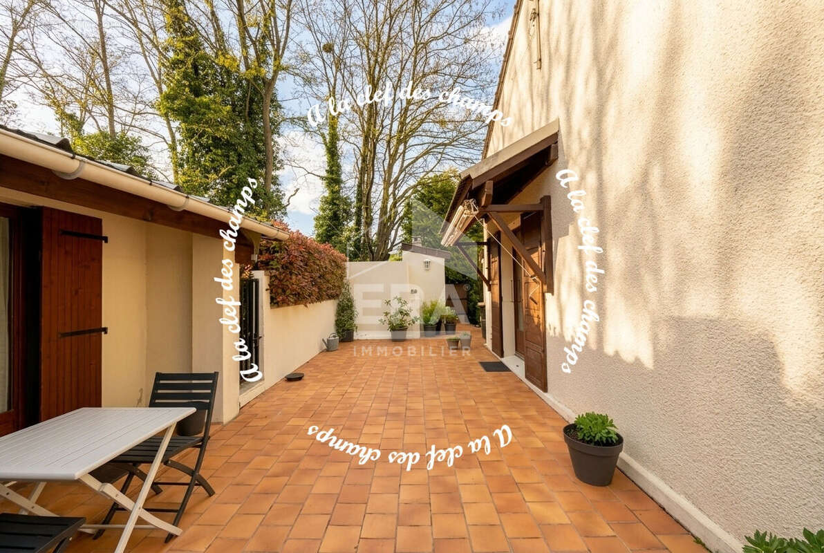 Maison à DOURDAN