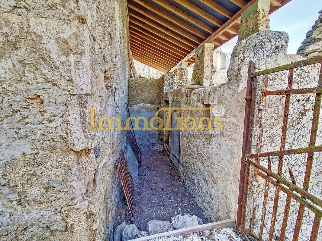 Maison à SAINT-JUST-DE-CLAIX