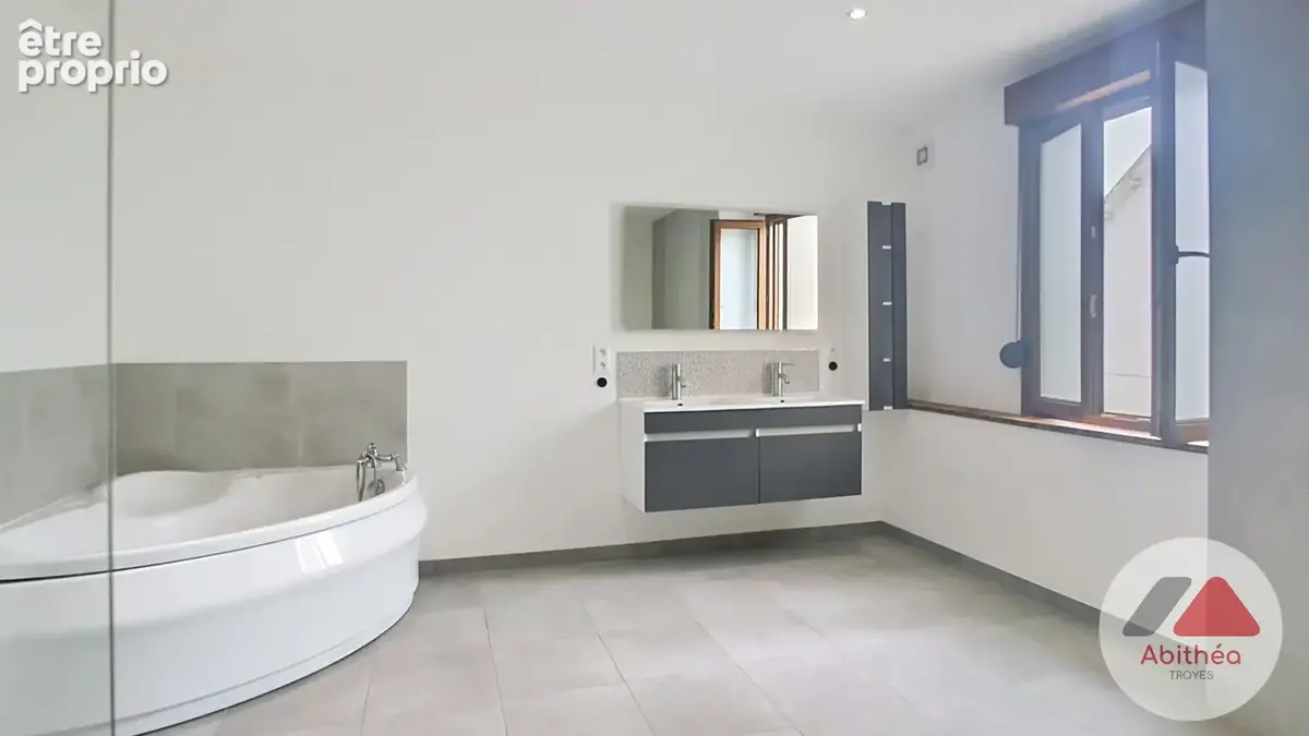 Maison 6 pièces 165 m2 - photo 6