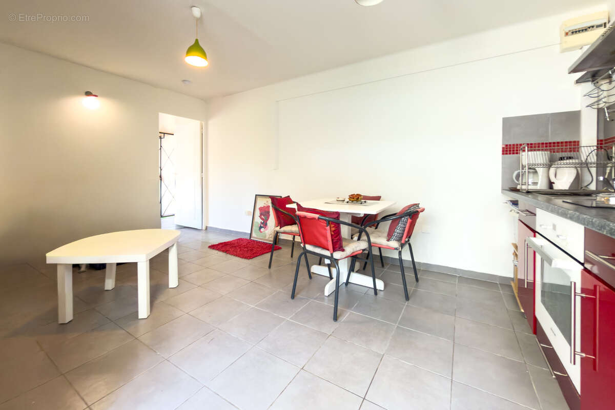 Maison à HYERES