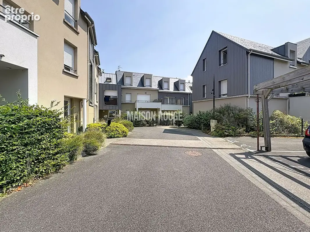 Appartement duplex T3 à vendre à Saint-Lunaire avec balcon, parking et à deux pas de la mer - photo 12