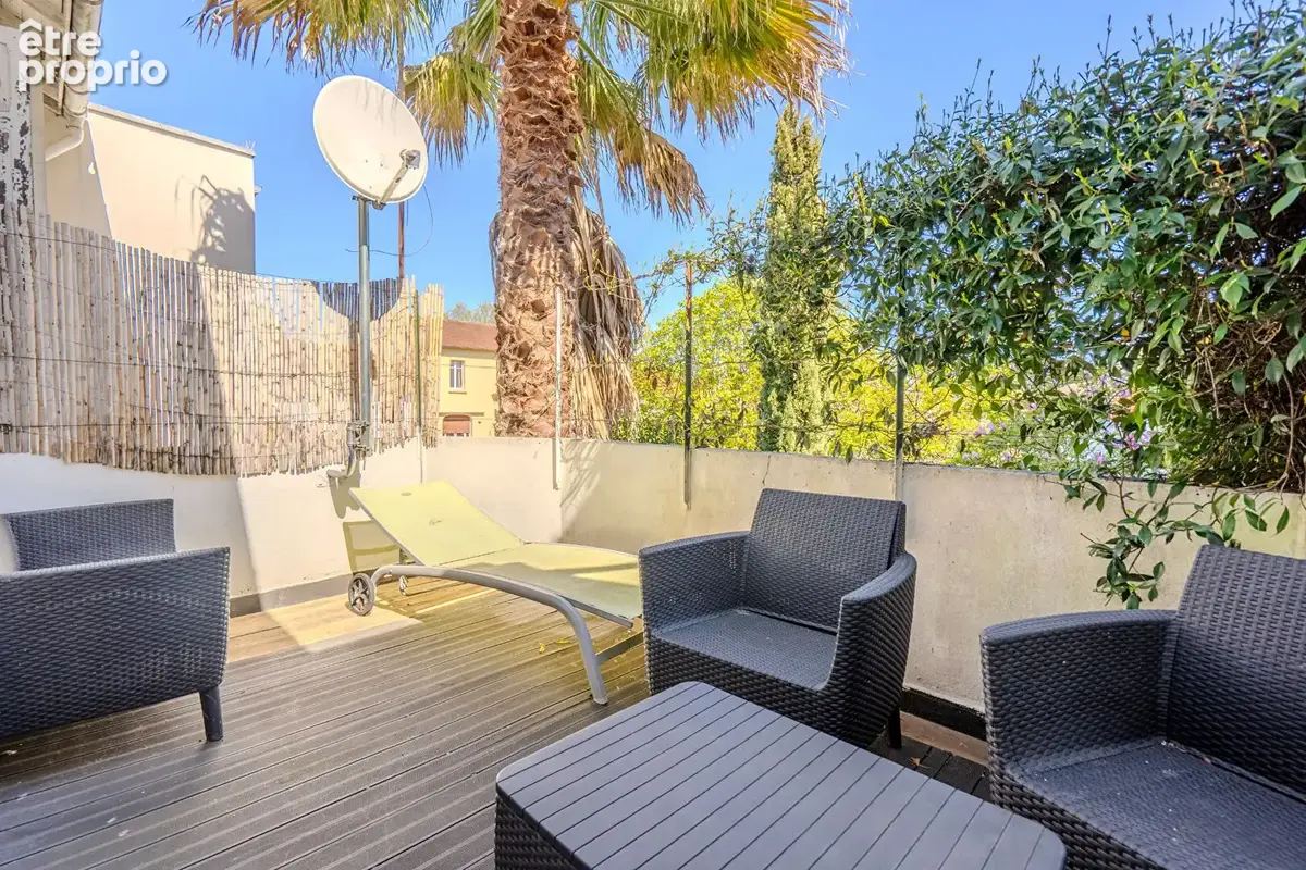 Le Bouscat / Parc Bordelais - Maison en pierre de 124 m², 4 chambres, jardin / terrasse, balcon et cave - photo 11