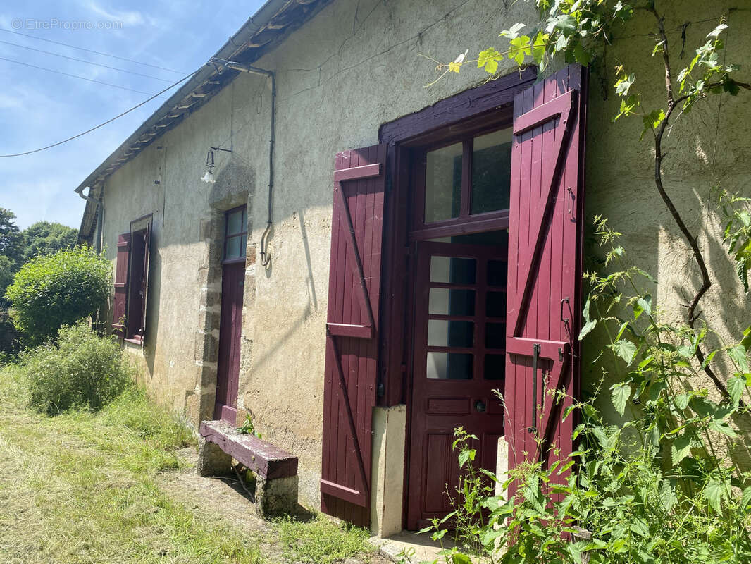 Maison à SAINT-GERMAIN-LES-BELLES