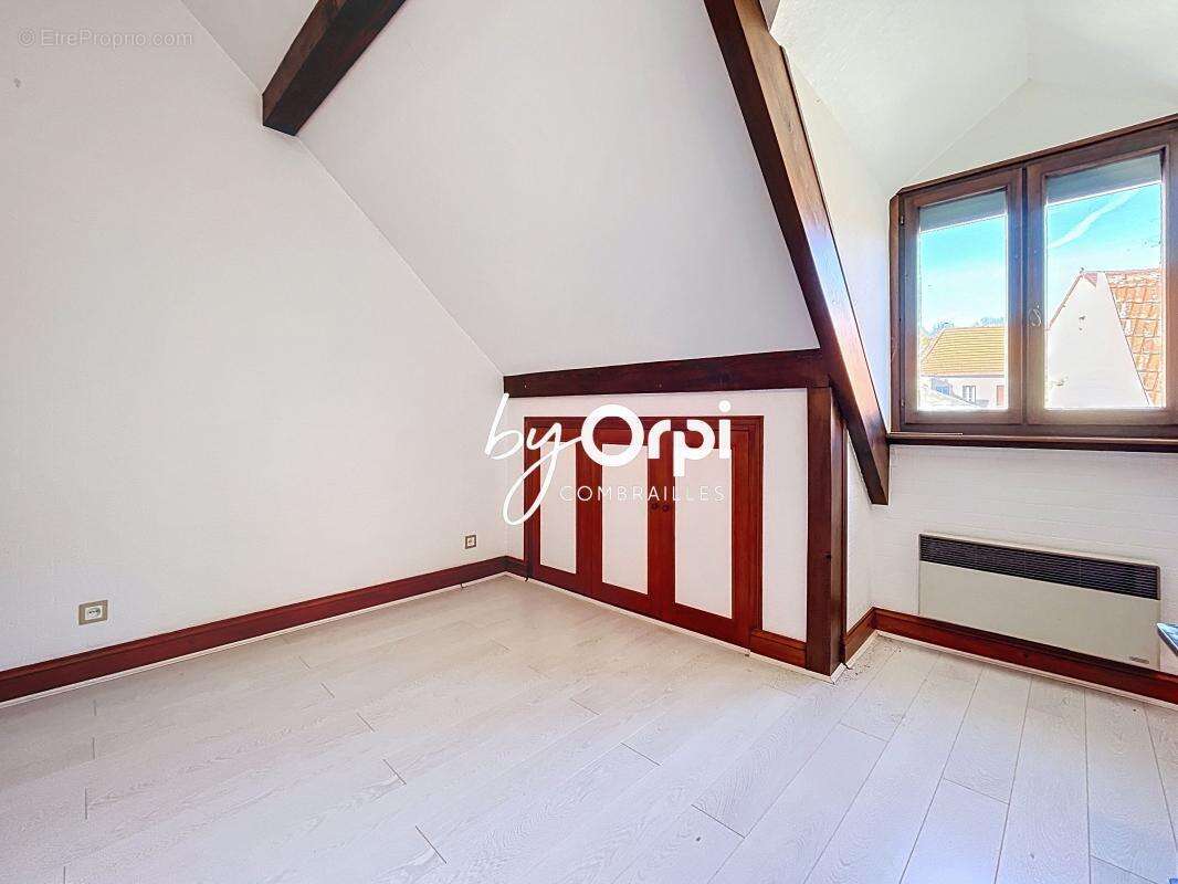 Maison à MONTAIGUT