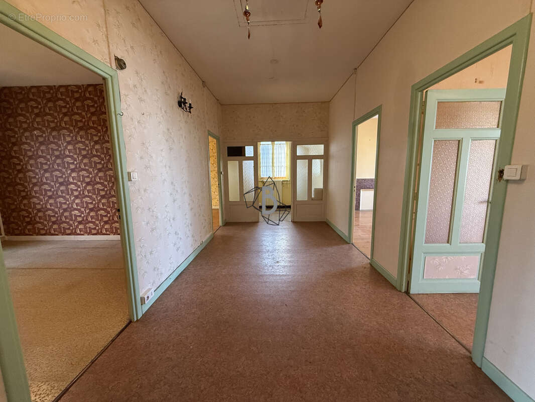 Maison T4 - 120 m2 - Blaye-les-Mines - photo 3