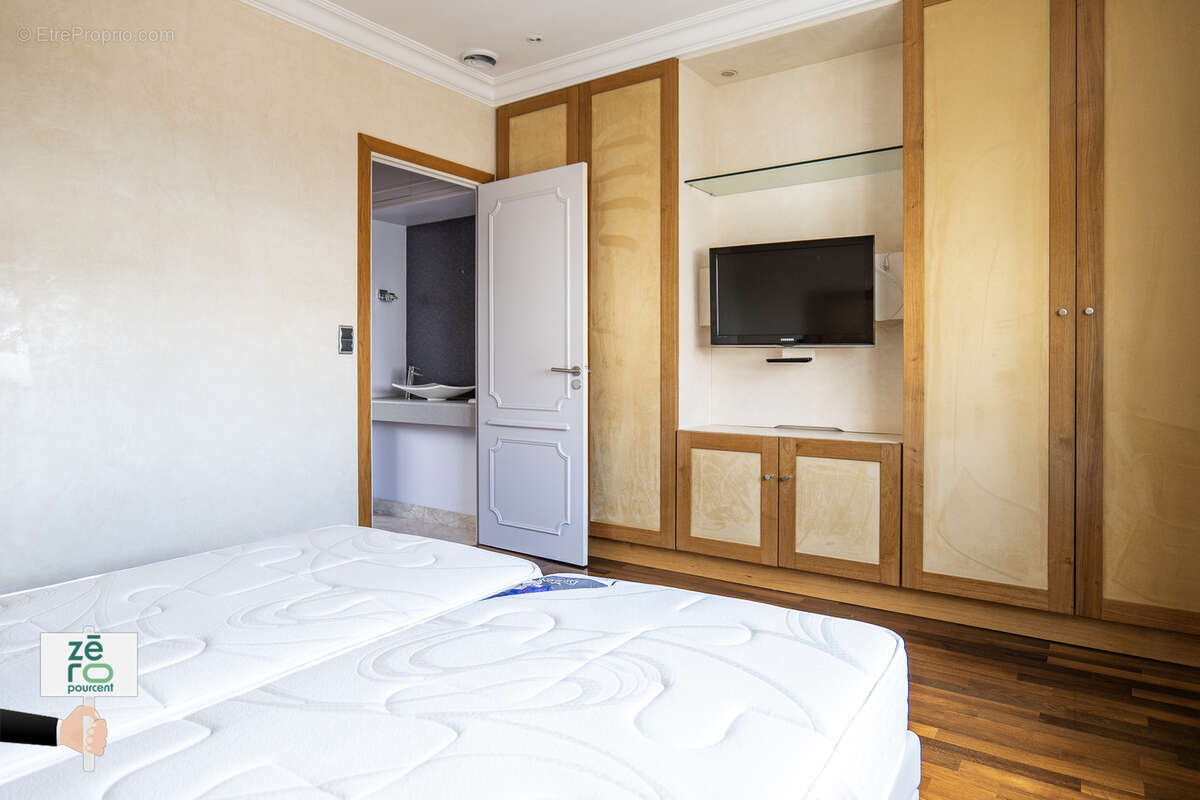 Maison familiale spacieuse avec dépendance - photo 15
