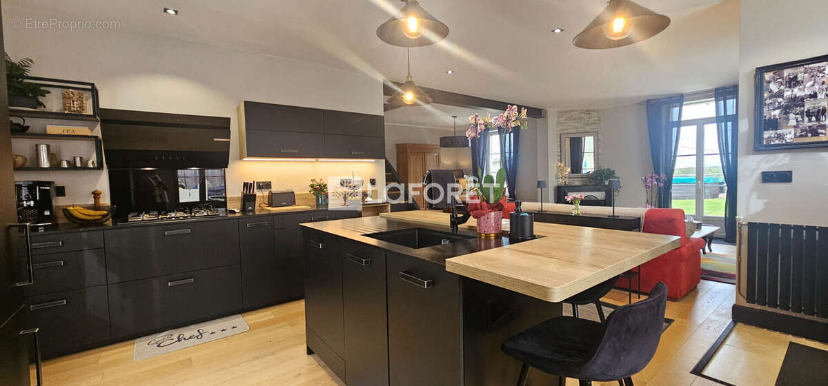 Maison à CUISY-EN-ALMONT