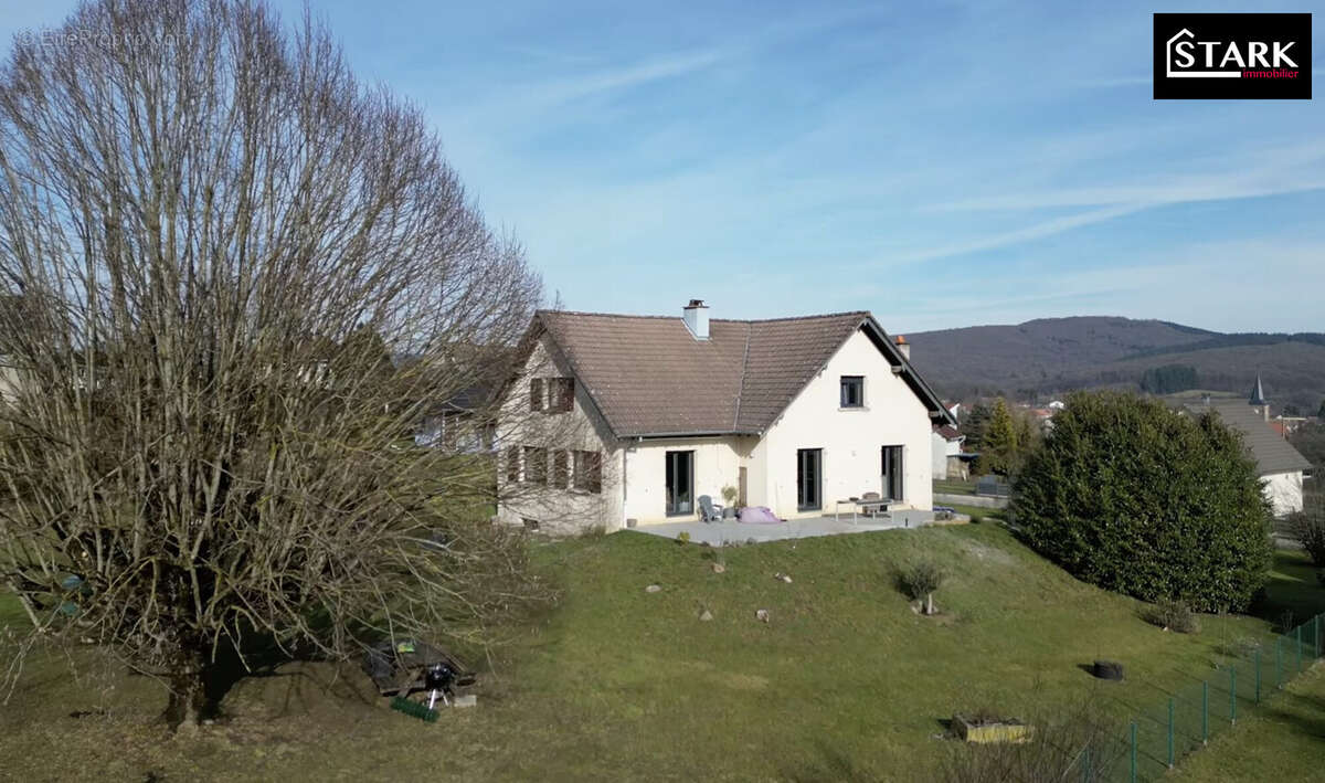 Maison à CHALONVILLARS