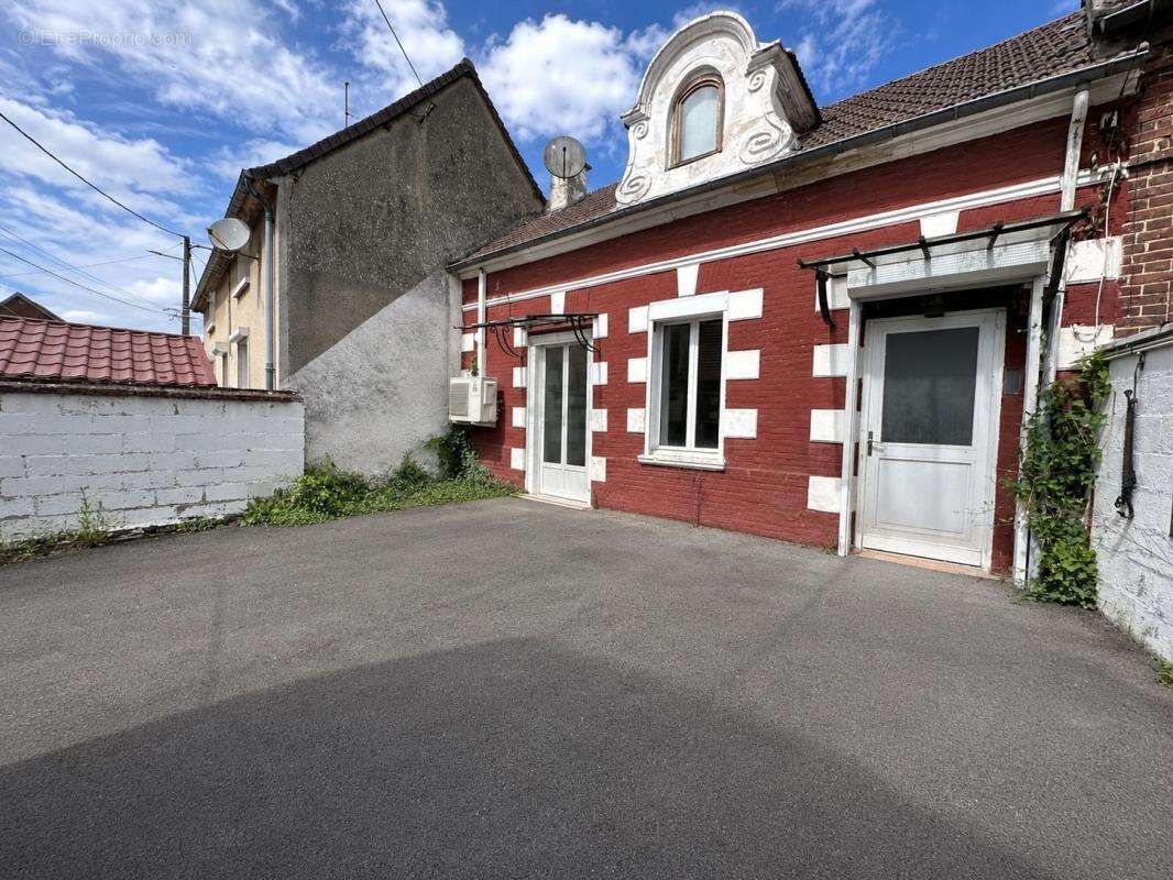 Maison à ETOUY