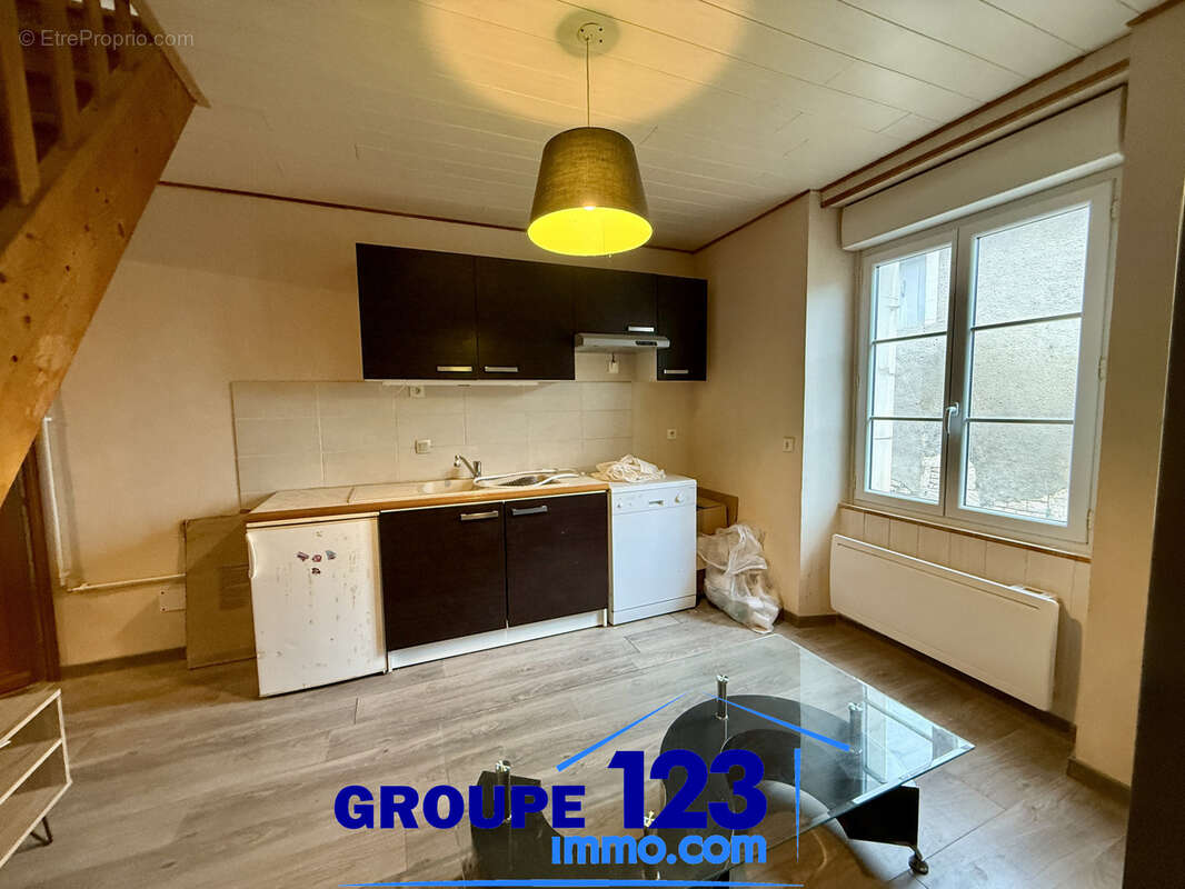 Maison à COURSON-LES-CARRIERES