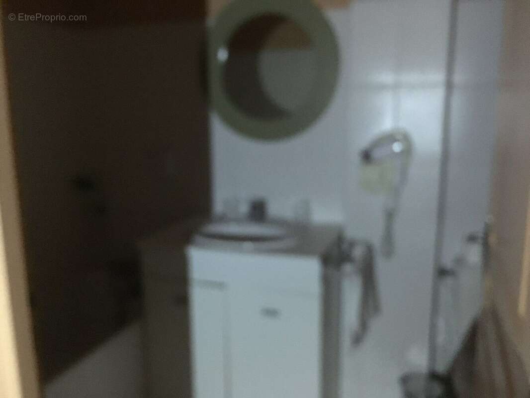 Commerce à SAINT-JUNIEN