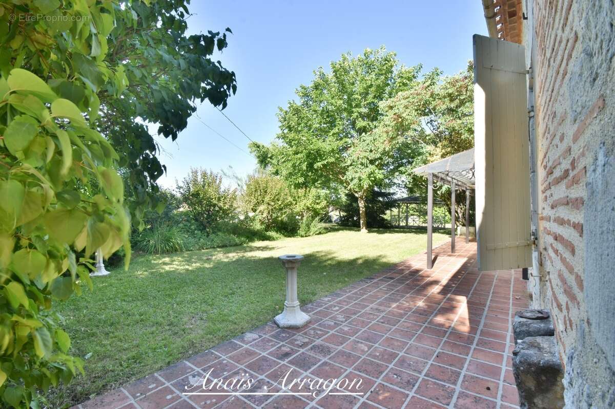 Propriete à vendre 4 pièces PAILLOLES (47) - photo 3