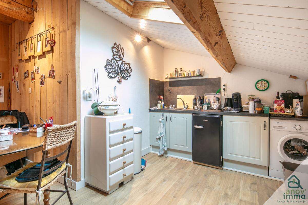 Commerce à CORRENCON-EN-VERCORS