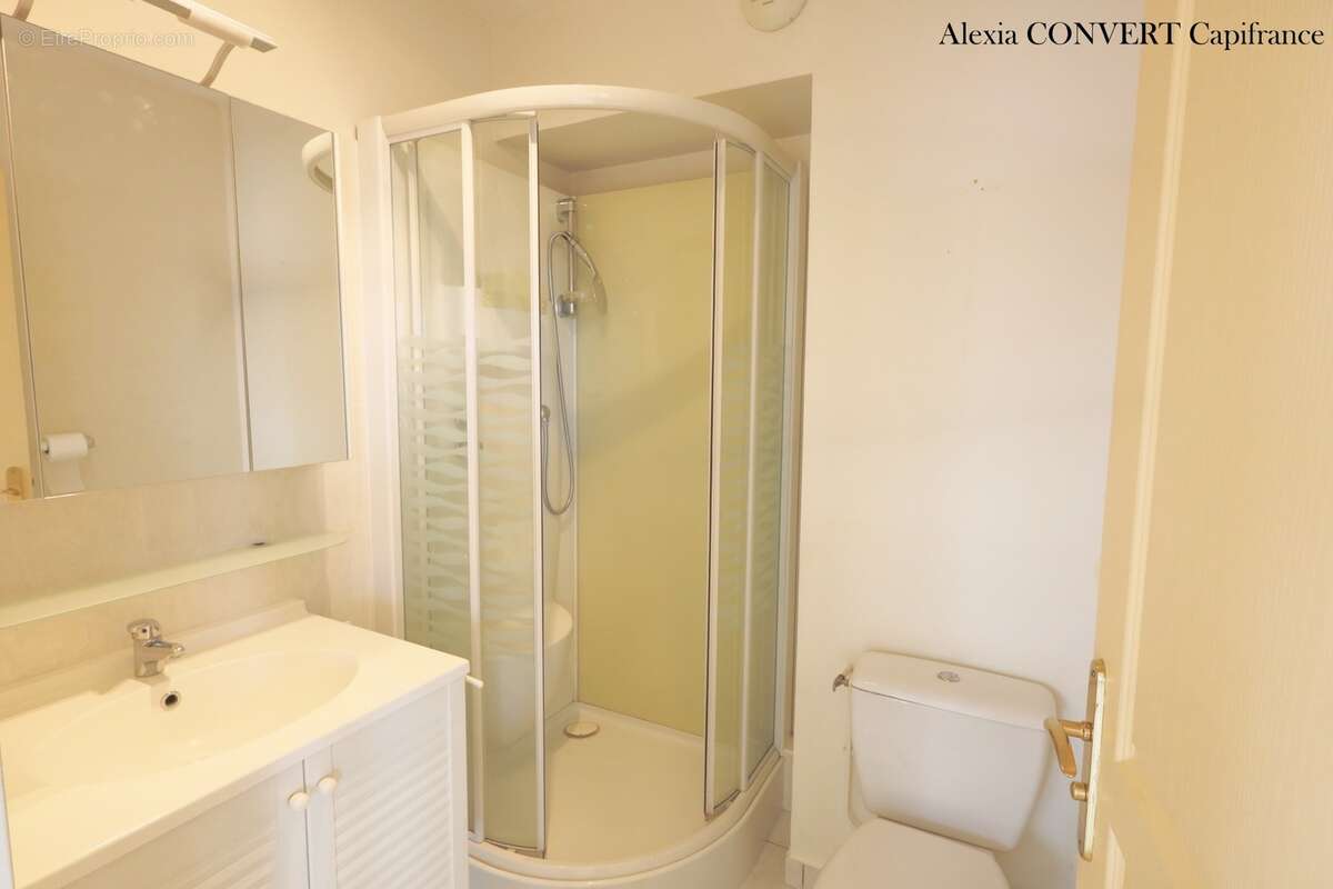 Appartement à vendre 5 pièces garage+ cave + parking BOURG EN BRESSE (01) - photo 8