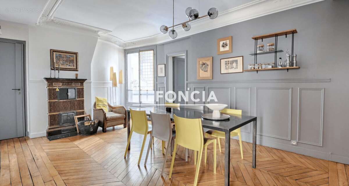 Appartement à PARIS-11E