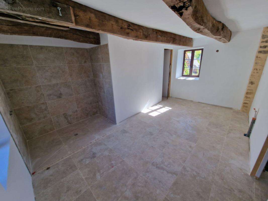 Maison à SAINT-ROBERT