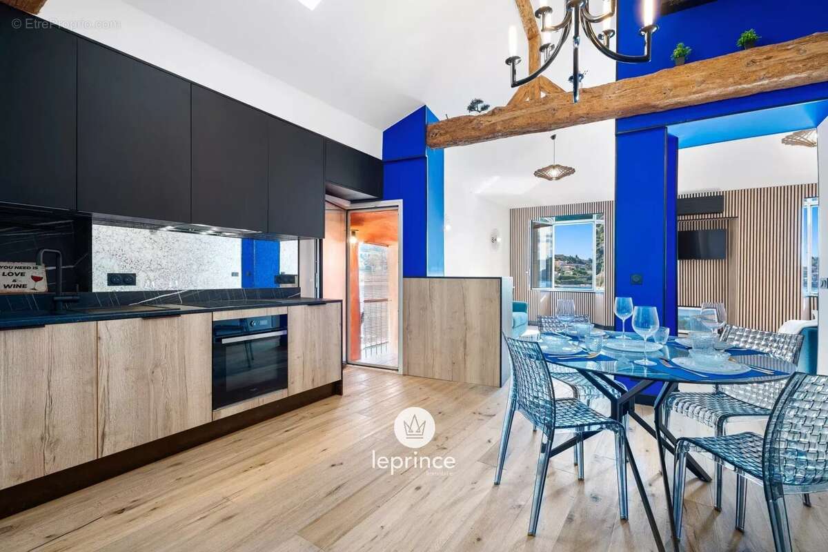 Appartement à VILLEFRANCHE-SUR-MER