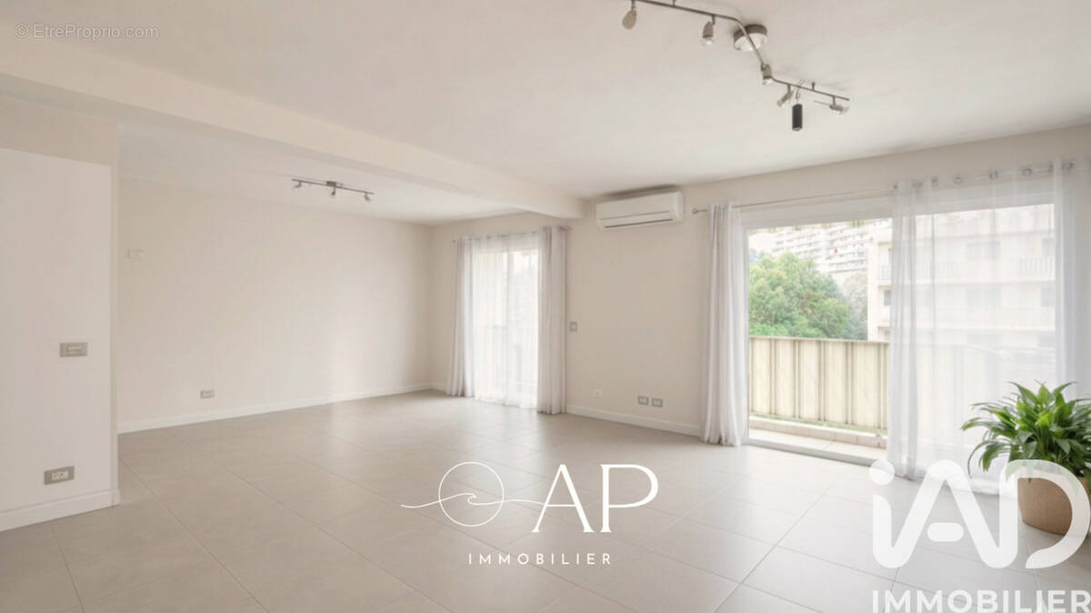 Photo 1 - Appartement à TOULON