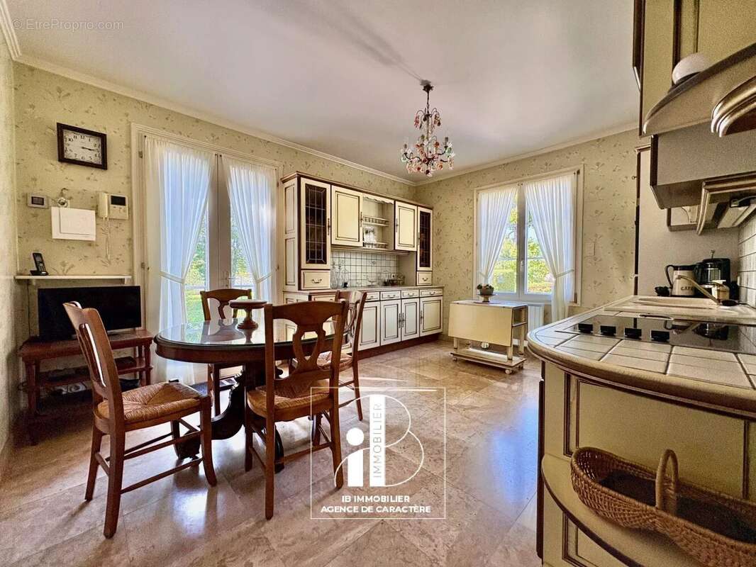 Maison à BOURRON-MARLOTTE