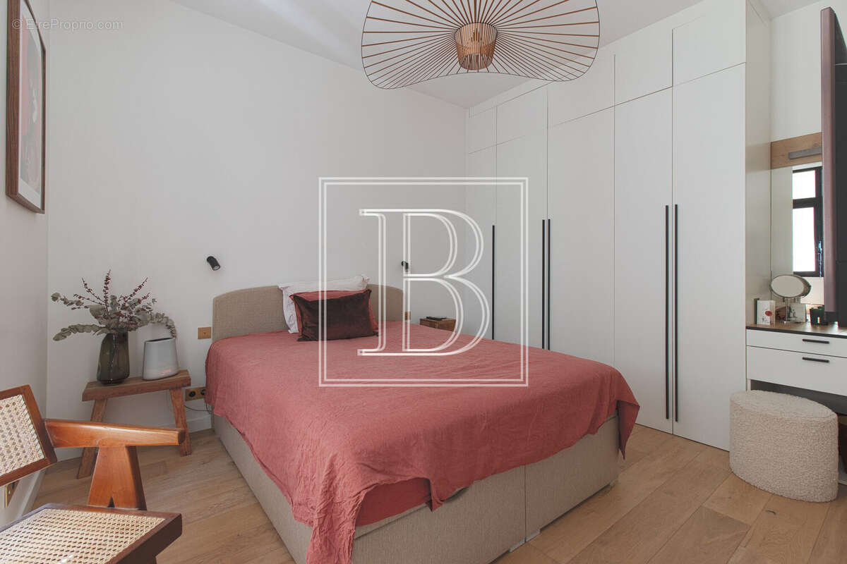 Appartement 58 m² à Paris-4e  - photo 9
