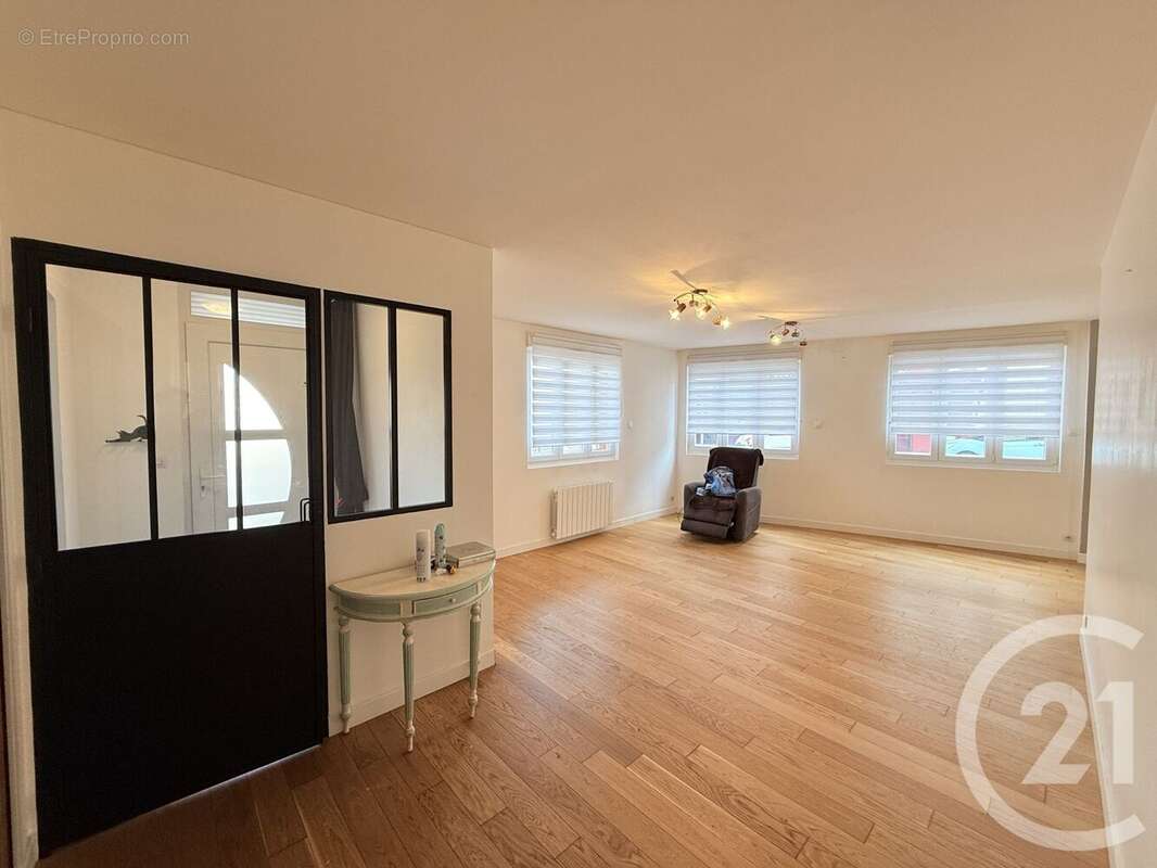 Appartement à SAINT-QUENTIN